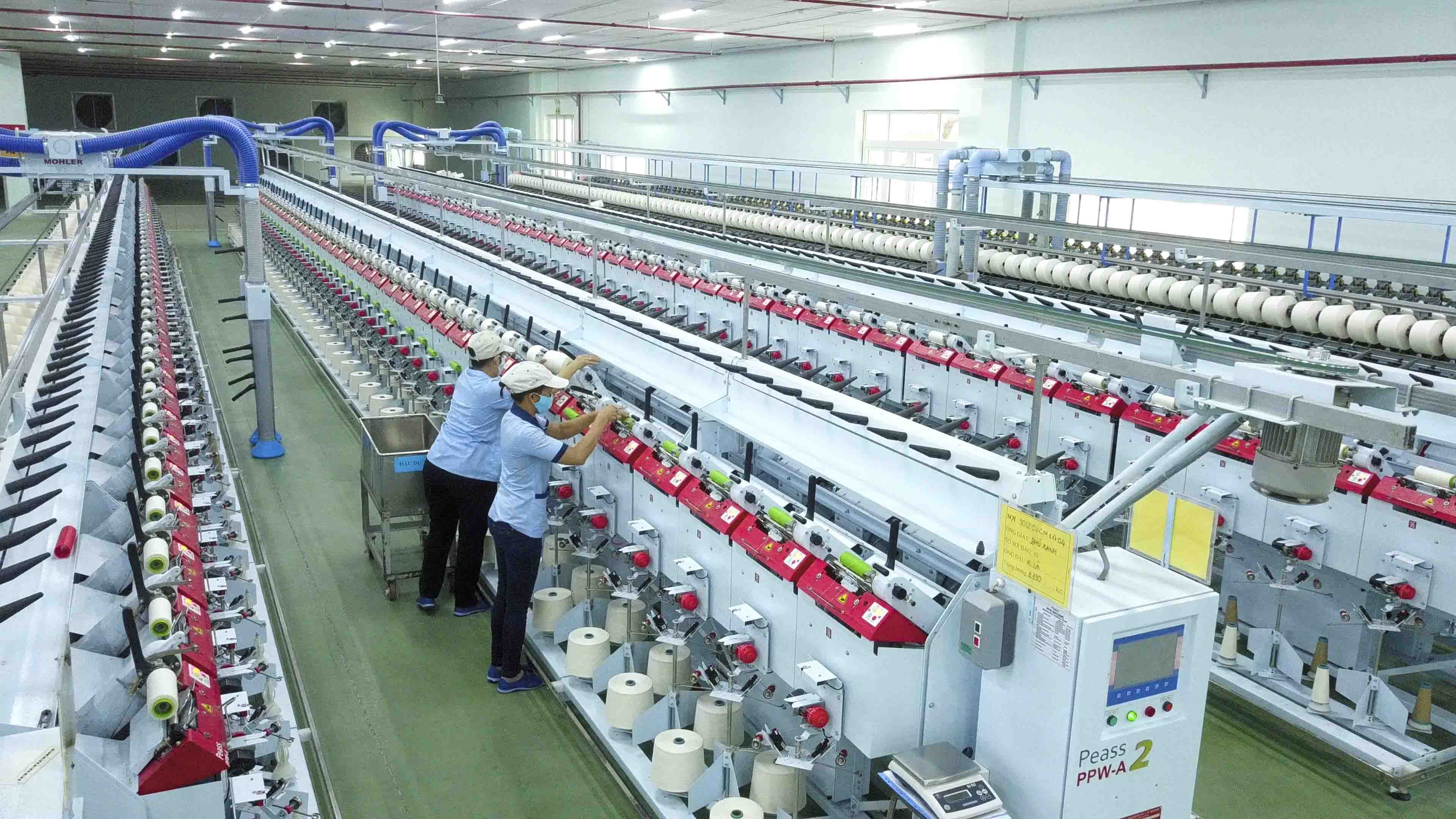 Doanh nghiệp đầu tư vào ngành sản xuất dệt nhuộm